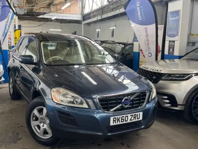 Używany Volvo XC60 SE 163 KM (119 kW) 2011 Niebieski SUV