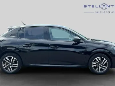 Used Peugeot 208 Allure+ 99 HP (72 kW) 2023 Black Hatchback