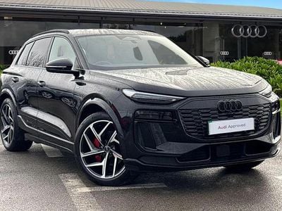 Black Used 2025 Audi Q6 e-tron Advanced SUV | £54,990 (Super price)