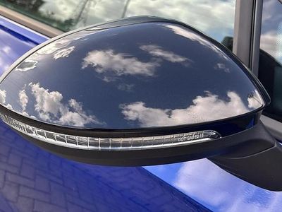 Used VW Golf VIII R 328 HP (241 kW) 2024 Blue Hatchback