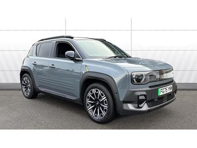 New Renault R4 Iconic 110 kW (150 HP) 2026 Black  Estate