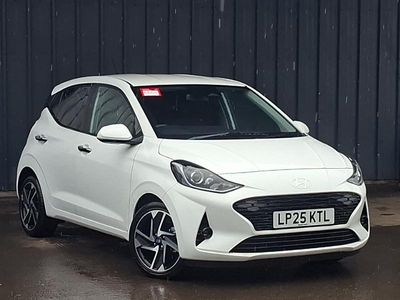 New Hyundai i10 Premium 63 HP (46 kW) 2025 White Hatchback