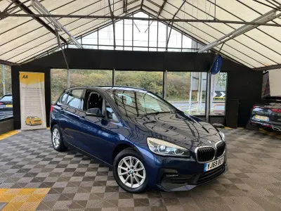 Usado BMW 218 Luxury Line 2020 Azul Citadino