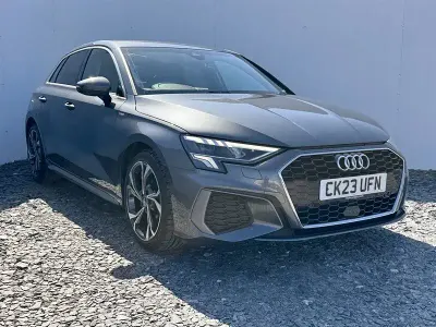 Begagnad Audi A3 Sportback S-Line 110 HK (80 kW) 2023 Grå Halvkombi