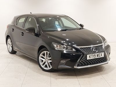 Lexus CT200h