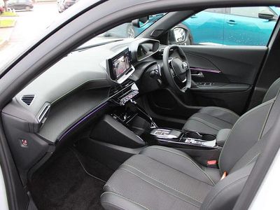 Used Peugeot 2008 GT 143 HP (105 kW) 2025 White SUV