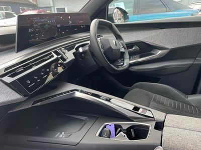 Used Peugeot 5008 GT 134 HP (98 kW) 2024 Blue SUV