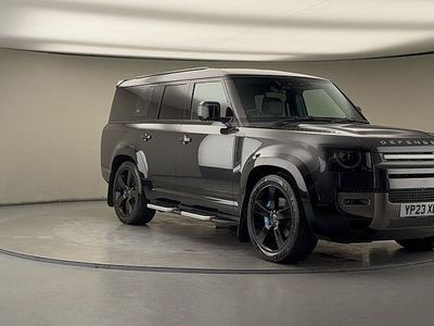 Used Land Rover Defender HSE Dynamic 300 HP (220 kW) 2023 Carpathian grey SUV