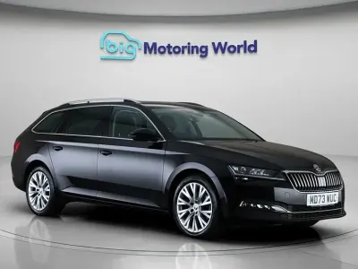 Gebraucht Skoda Superb SE L 200 PS (147 kW) 2023 Schwarz Kombi