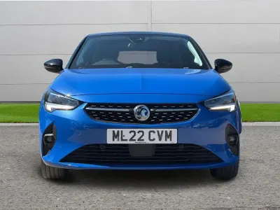 Second-hand Vauxhall Corsa-e Elite 98 kW (134 CP) 2022 Albastru Hatchback