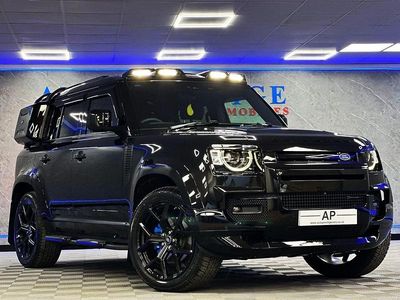 Used Land Rover Defender SE Dynamic 2025 Met black SUV