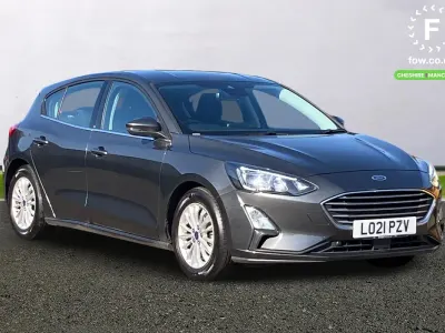 Used Ford Focus Titanium 125 HP (91 kW) 2021 Grey Hatchback