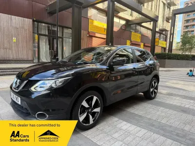 Used Nissan Qashqai N-Connecta 2016 Black SUV