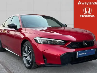 Used Honda Civic Advance 2026 Red Hatchback