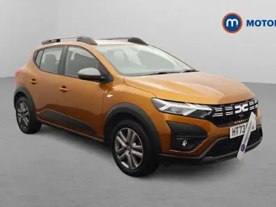 Used Dacia Sandero Expression 91 HP (66 kW) 2023 Orange Hatchback