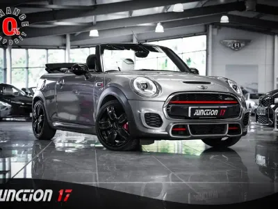 Używany Mini John Cooper Works Cabriolet 2016 Srebrny Kabriolet