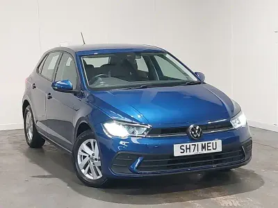 Used VW Polo Life 95 HP (69 kW) 2021 Blue Hatchback