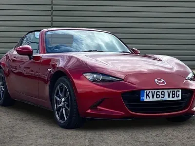 Begagnad Mazda MX5 Inclusive 132 HK (97 kW) 2019 Röd Cab