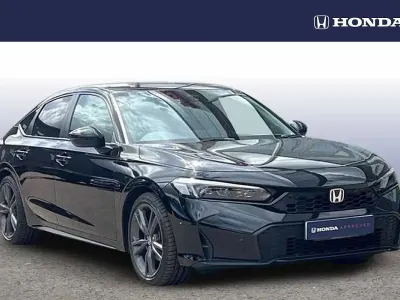 Begagnad Honda Civic Sport 143 HK (105 kW) 2025 Svart