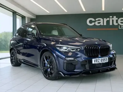 Begagnad BMW X5 M Sport 2020 Blå SUV