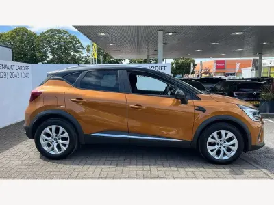 Used Renault Captur Iconic 2021 Multicolour SUV
