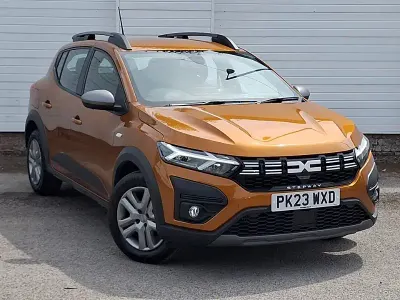 Used Dacia Sandero Expression 91 HP (66 kW) 2023 Orange Hatchback