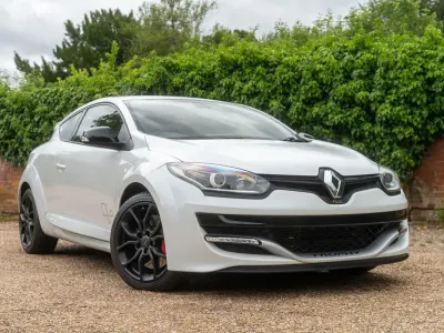 Used Renault Mégane Coupé Trophy 275 HP (202 kW) 2014 White Coupe