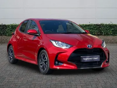 Used Toyota Yaris Design 2023 Scarlet flare Hatchback