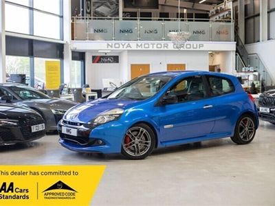 used Renault Clio 2.0 SPORT 3d 197 BHP