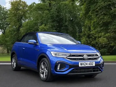 Usado VW T-Roc Cabriolet R-line 150 CV (110 kW) 2024 Azul Descapotable