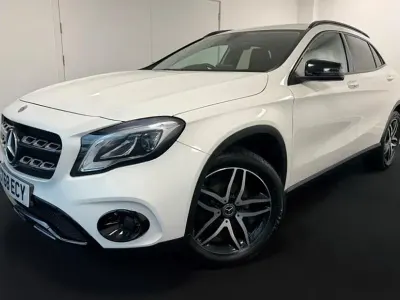 Used Mercedes GLA180 Urban 122 HP (89 kW) 2018 White SUV