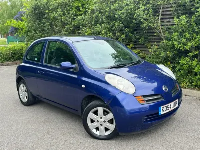 Usado Nissan Micra SE 2004 Azul Citadino