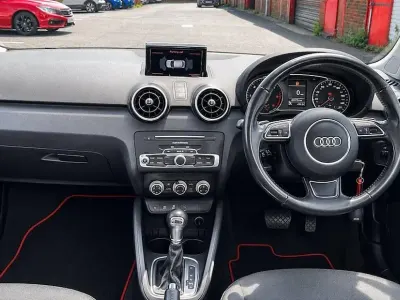 Used Audi A1 Sportback Design 116 HP (85 kW) 2015 White Hatchback