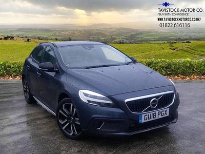 Blue Used 2018 Volvo V40 Pro Hatchback | £12,450 (Fair price)