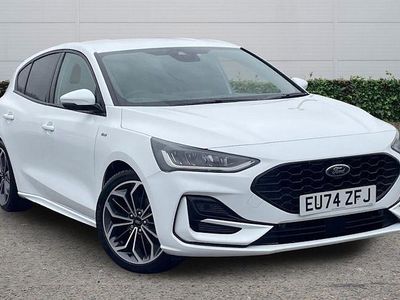 Used Ford Focus ST-Line X 125 HP (91 kW) 2024 White Hatchback