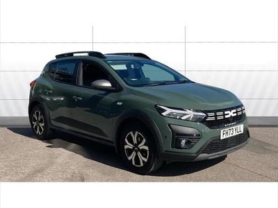 Used Dacia Sandero Journey 90 HP (66 kW) 2024 Green SUV