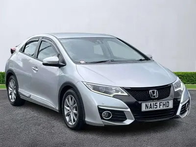 Used Honda Civic SE Plus 120 HP (88 kW) 2015 Silver Hatchback