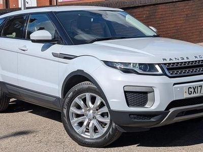 Used Land Rover Range Rover evoque SE 2017 White Estate