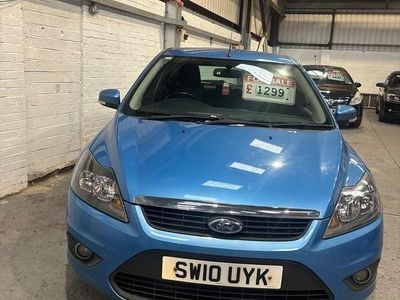 Used Ford Focus Zetec 110 HP (80 kW) 2011 Blue Hatchback