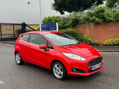 Used Ford Fiesta Zetec 2013 Red Hatchback