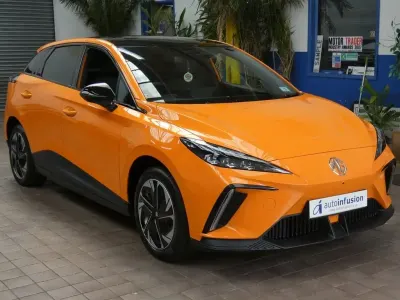 Usado MG MG4 EV Trophy 63 kW (87 CV) 2023 Naranja Utilitario