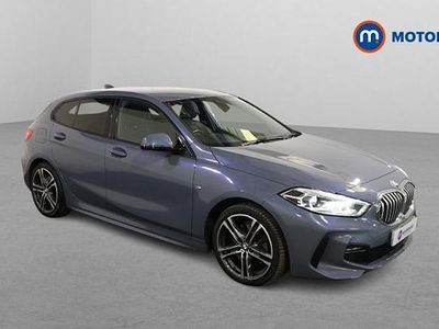 Begagnad BMW 120 M Sport 190 HK (139 kW) 2021 Halvkombi