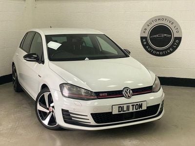 Used VW Golf VII GTI 220 HP (161 kW) 2014 White Hatchback