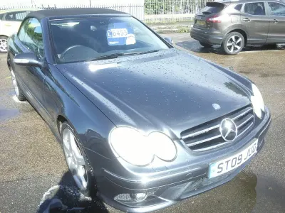 Käytetty Mercedes CLK200 2009 Harmaa Avoauto