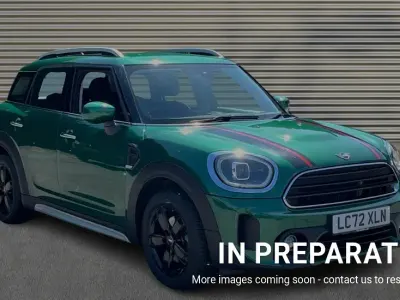 Używany Mini Cooper Countryman Classic 136 KM (100 kW) 2022 Zielony SUV