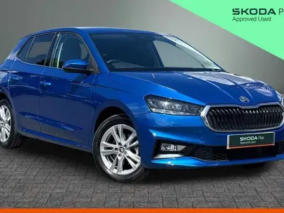 Used Skoda Fabia SE L 85 HP (62 kW) 2025 Race blue metallic Hatchback