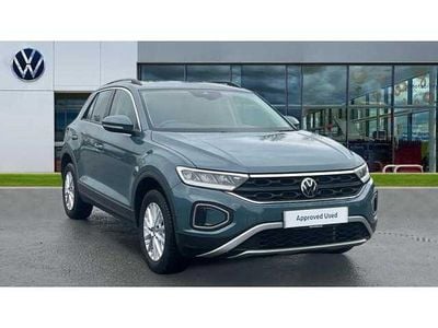 Used VW T-Roc Life 150 HP (110 kW) 2023 Blue SUV