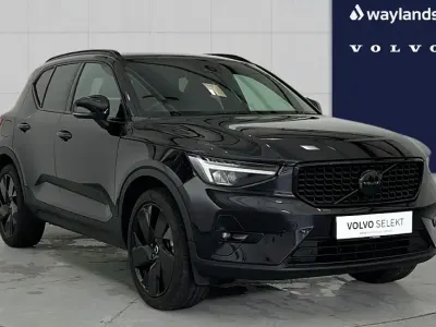 Used Volvo XC40 Plus 161 HP (118 kW) 2025 Black SUV