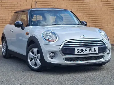 Used Mini Cooper 136 HP (100 kW) 2015 Silver Hatchback