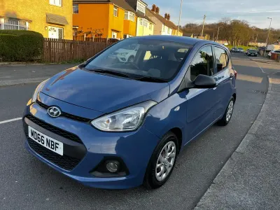Used Hyundai i10 2017 Blue Hatchback